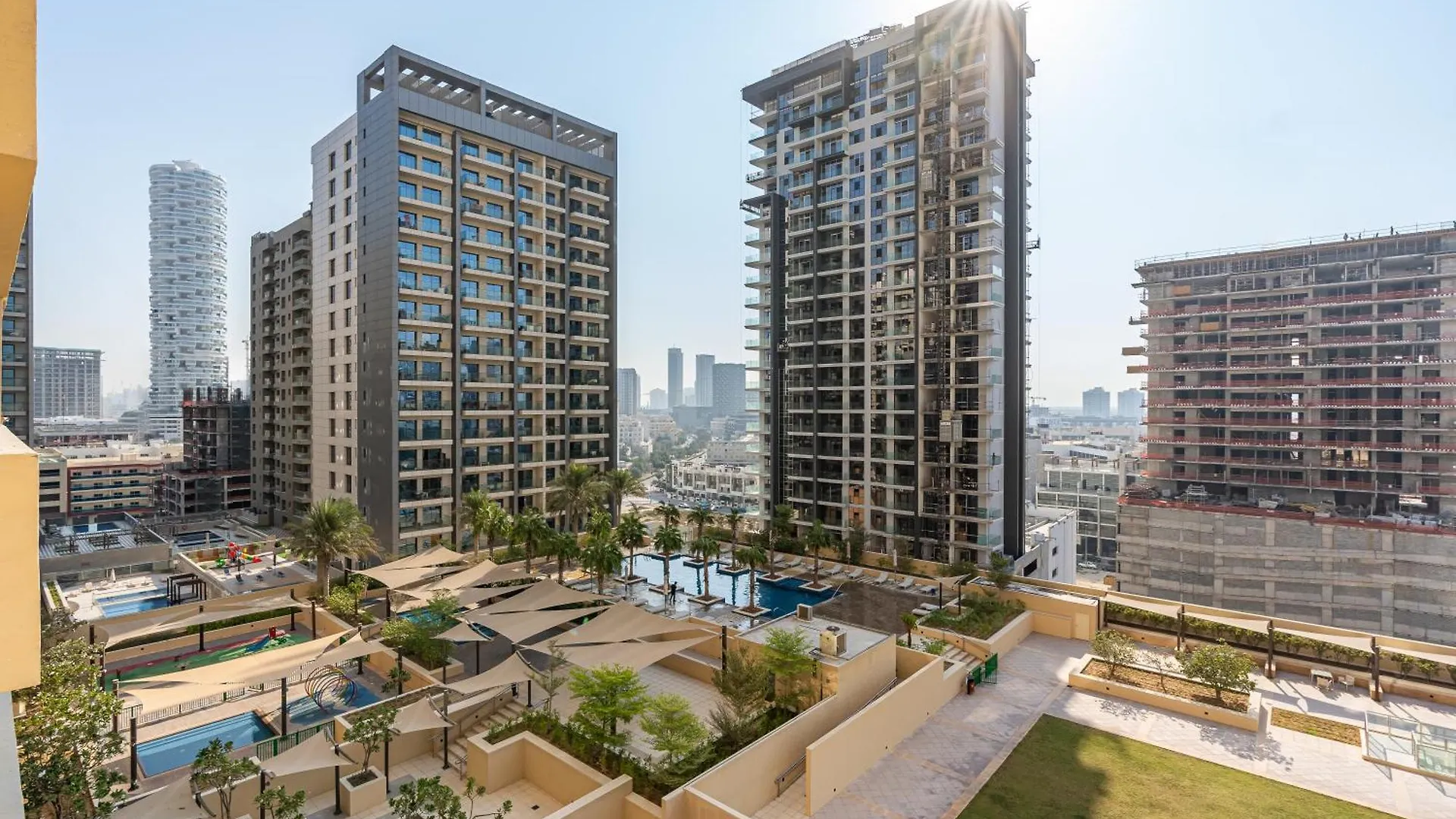 Urban Sanctuary Studio With Pool, Gym And Playground Dubai Apartment