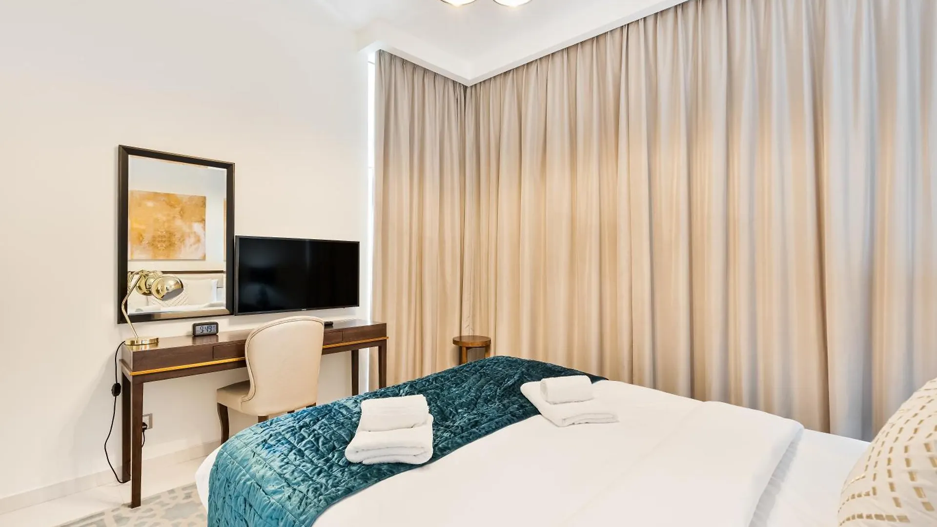 Urban Sanctuary Studio With Pool, Gym And Playground Dubai Apartment