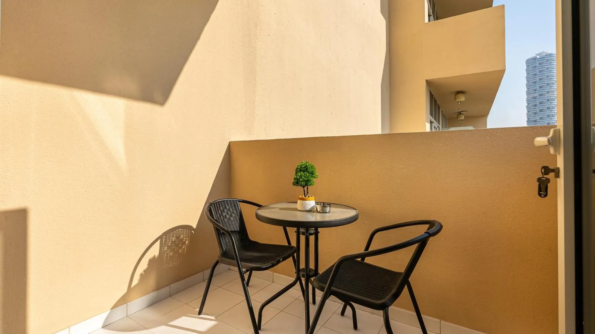 Urban Sanctuary Studio With Pool, Gym And Playground Dubai 0*,