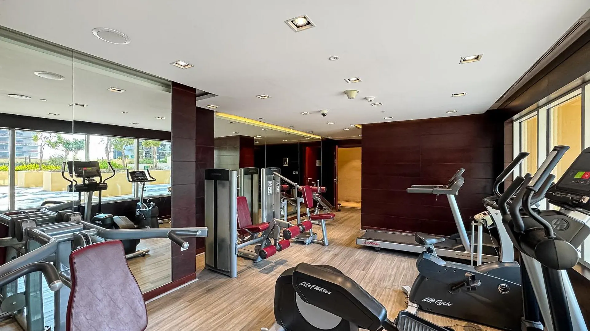 Urban Sanctuary Studio With Pool, Gym And Playground Dubaj